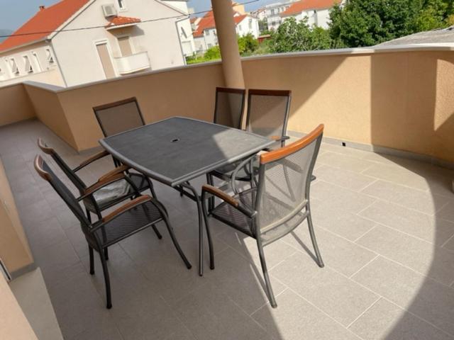 Apartman Visic 1692 Kaštela エクステリア 写真